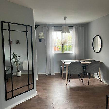 Warrington Apartment Great Sankey Extérieur photo